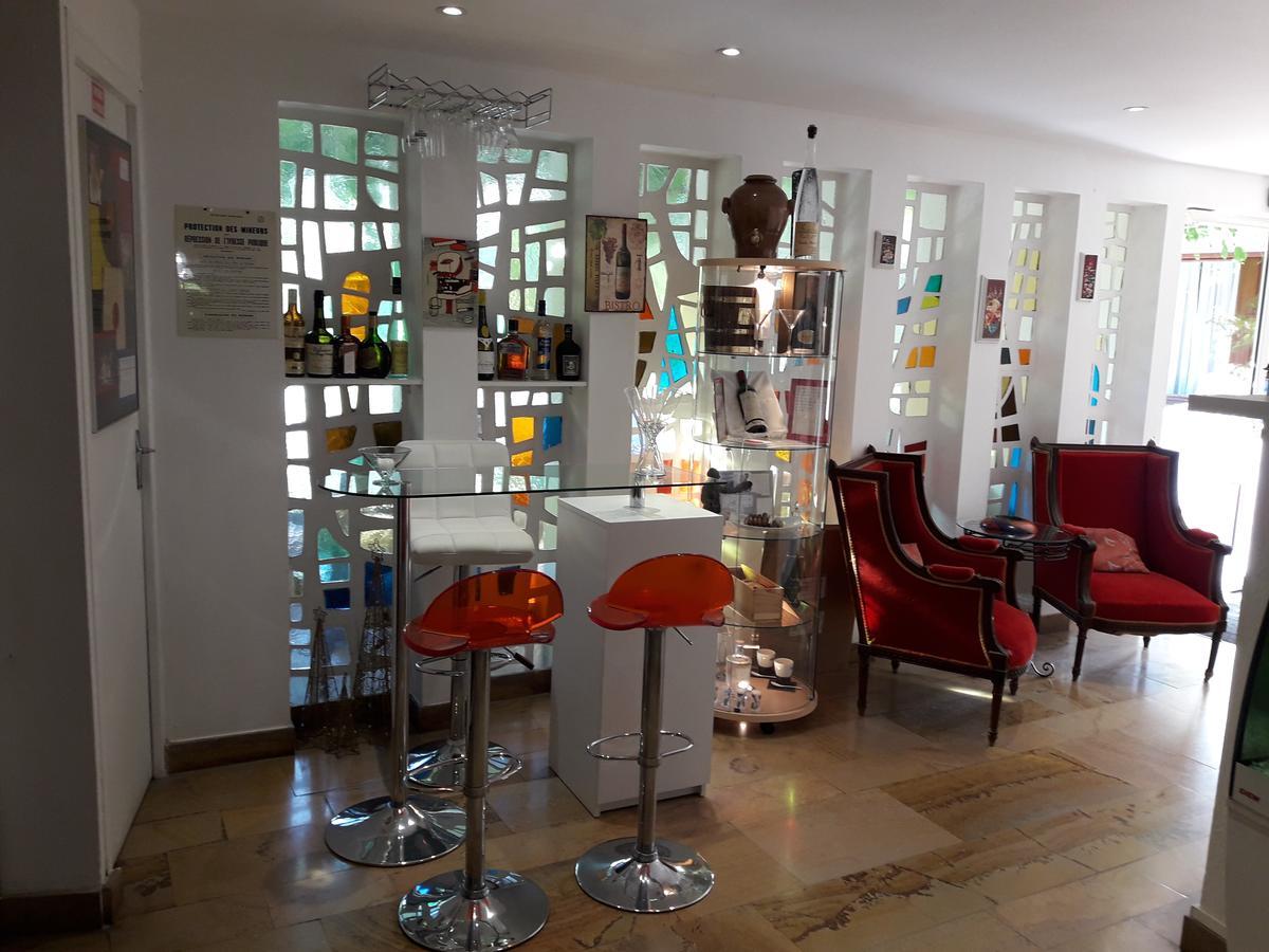 Hotel Restaurant La Croix Blanche Lyon Buitenkant foto